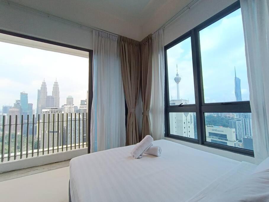 Cl 30A Super Kl View Infinity Pool Klcc Apartment Куала Лумпур Екстериор снимка